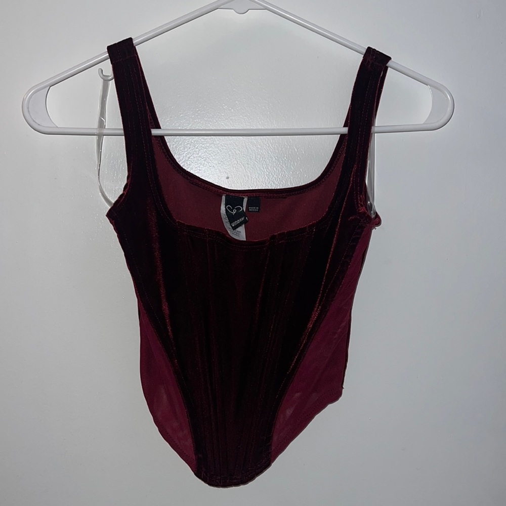 Red corset brand new size s brand windsor mesh and velvet material